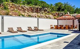 Apartment Delfin-4 By Interhome